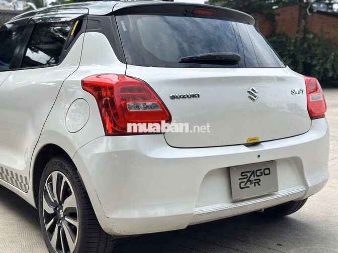 Suzuki Swift 2019 chạy kĩ còn hỗ trợ góp