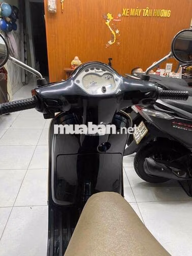 Piaggio Vespa LX 125 27000 km màu Đen