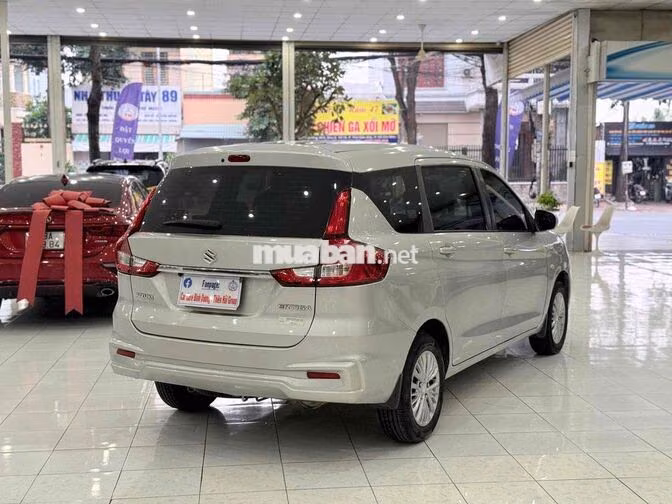 Suzuki Ertiga 1.5MT 2022 Số sàn Bạc