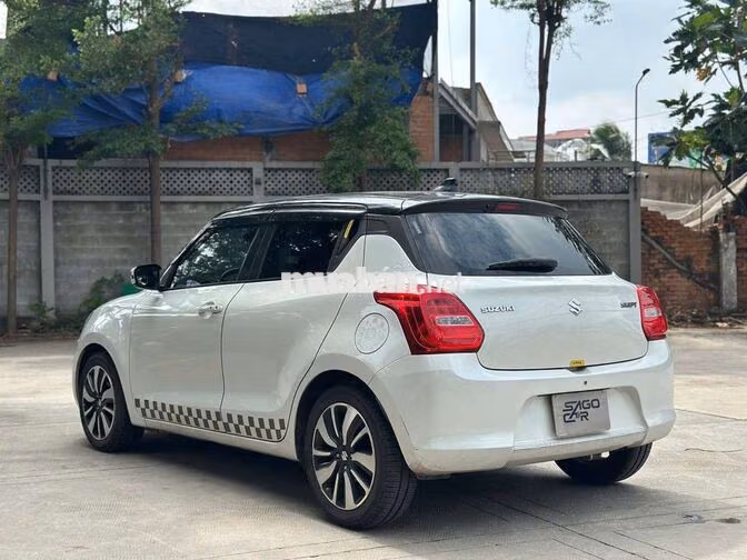 Suzuki Swift 2019 chạy kĩ còn hỗ trợ góp