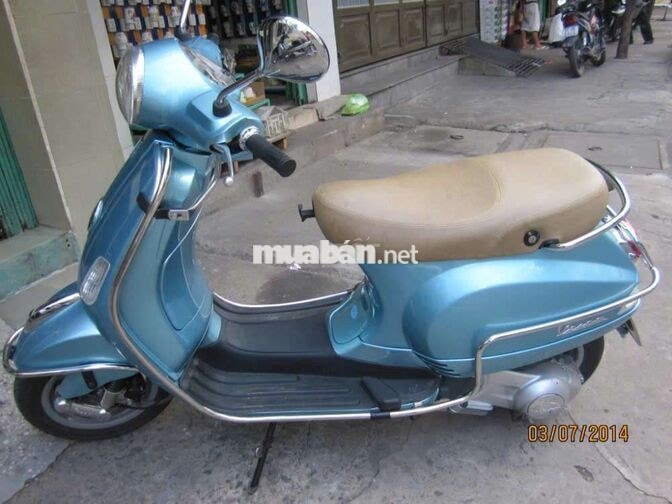 Piaggio Vespa FI Xanh