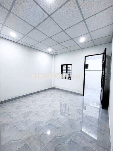 Cho thuê nhà hẻm xe hơi Linh Đông 3PN sân 100m2 làm kho giá tốt