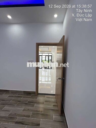 NHÀ MỚI XÂY DỌN VÀO Ở NGAY ĐÃ CÓ SỔ GẦN NGÃ 3 MỸ HẠNH