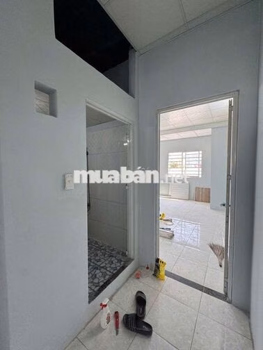 NHÀ 3 PHÒNG 4 X 16M NGUYỄN VĂN LUÔNG 