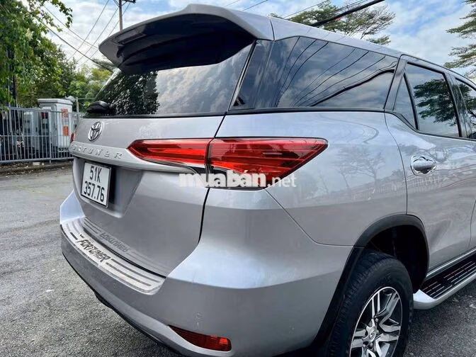 Toyota Fortuner 2022 Số sàn Dầu Bạc