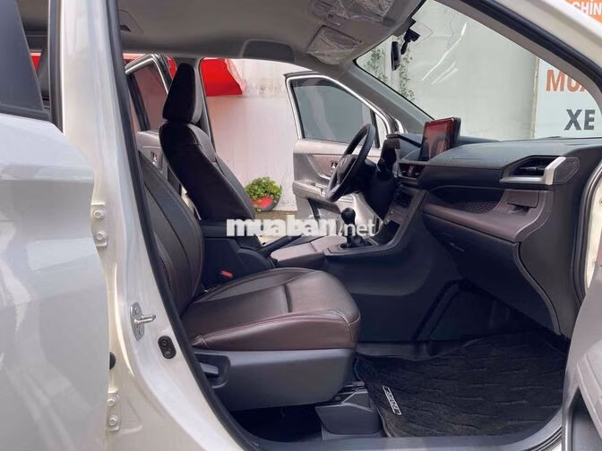 Toyota Avanza 2025 Số sàn Trắng 6.122 km