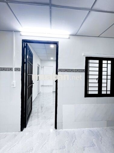Cho thuê nhà hẻm xe hơi Linh Đông 3PN sân 100m2 làm kho giá tốt