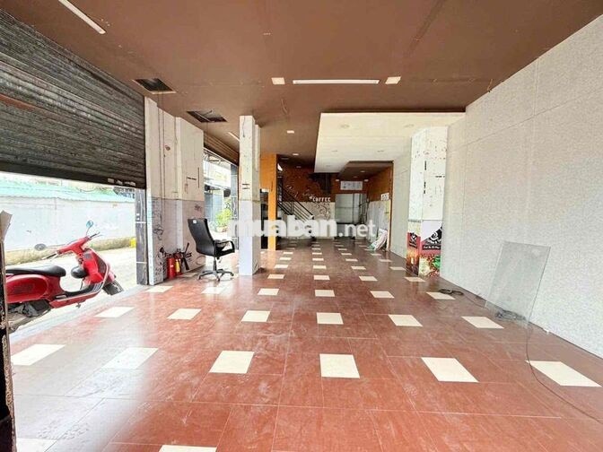 GÓC 2 MẶT TIỀN ( VỊ TRÍ ĐẸP ) GẦN CHỢ MINH PHÁT. 2PN 3WC. ĐƯỜNG LỚN