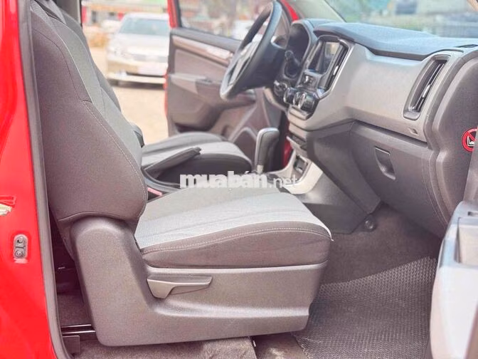 Bán Chevrolet Colorado 2018 AT xe đẹp không lỗi