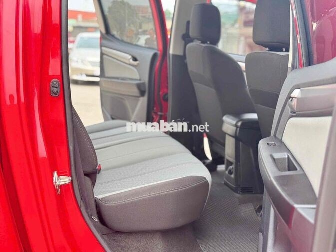 Bán Chevrolet Colorado 2018 AT xe đẹp không lỗi