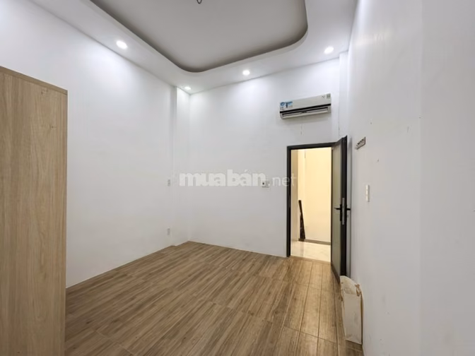 Hiếm trong tầm giá, 44m2 x 2 tầng , hẻm 3m sạch đẹp, sổ đẹp hoàn công 