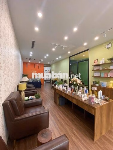 Sang Nhượng Spa 110m² Vinhomes Gardenia – Vận Hành Sẵn, KD Ngay.