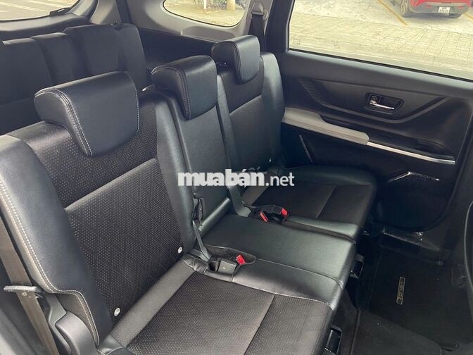Toyota Veloz Cross 1.5 CVT 2024 Trắng 7 chỗ