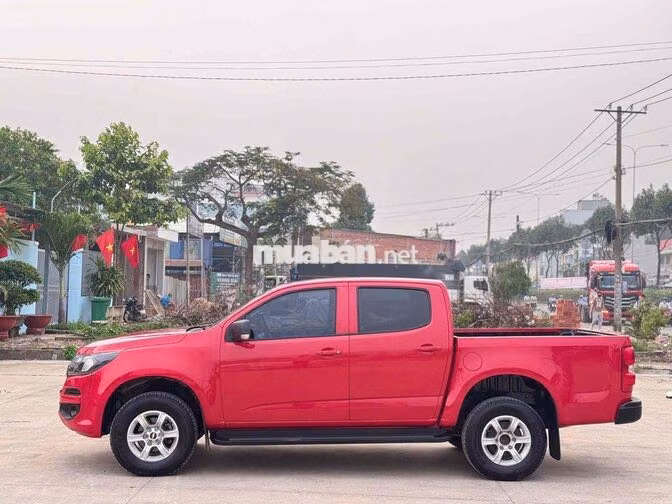 Bán Chevrolet Colorado 2018 AT xe đẹp không lỗi