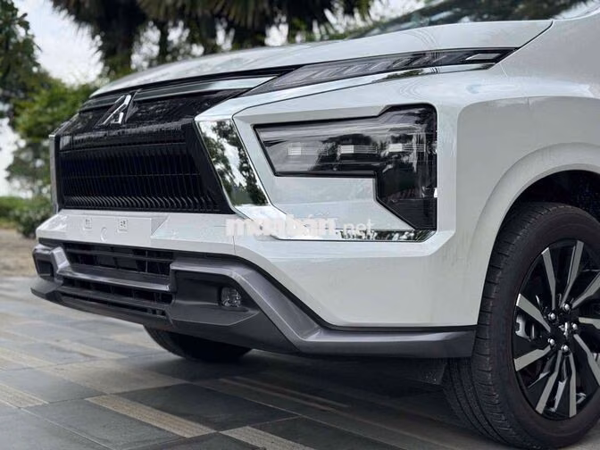 Xpander giảm 100 triệu - sẵn xe giá tốt giao ngay