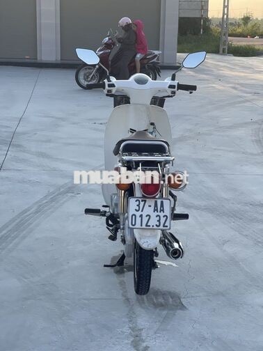 Honda Cub 50cc Trắng Xe số