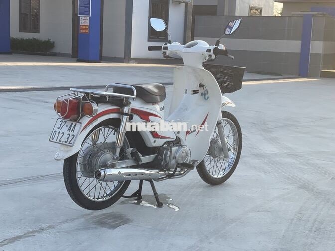 Honda Cub 50cc Trắng Xe số