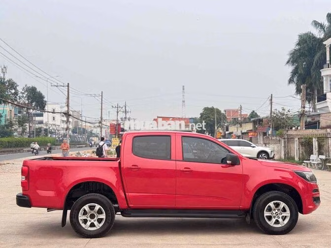 Bán Chevrolet Colorado 2018 AT xe đẹp không lỗi