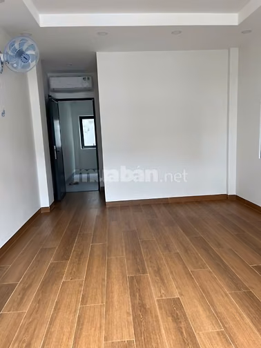 Chính chủ bán nhà mới xây hẻm xe hơi đường Bạch Đằng, Quận Bình Thạnh