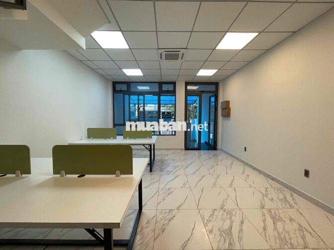 văn phòng trệt 5x21 full nội thất Vạn Phúc City