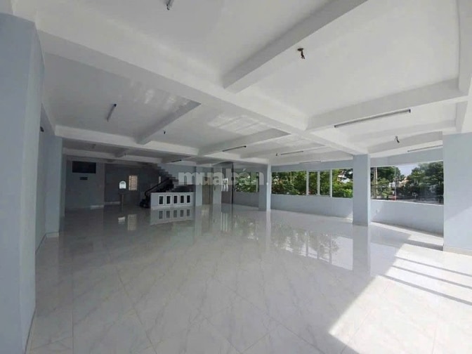 Cho thuê nhà Góc 2 mặt tiền 357-359 Tên Lửa, Q. Bìmh Tân: 10m x25m