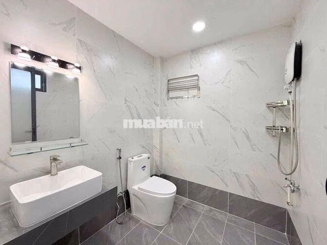 CHO THUÊ NHÀ MỚI XÂY 3PN 4WC NGUYỄN THƯỢNG HIỀN P1 GÒ VẤP