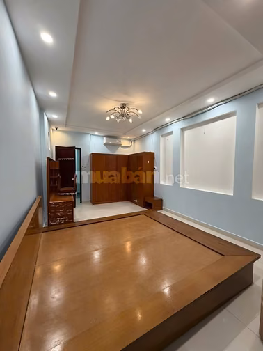 Nhà đường số đường 12m F4Q8 DT: 3,53m x 12,74m, 2 lầu 