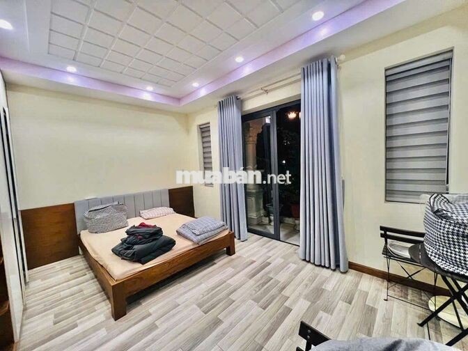 Nhà Full Nội Thất 1 Trệt 3 Lầu 4PN 5x14m Hẻm Huỳnh Tấn Phát Q.7