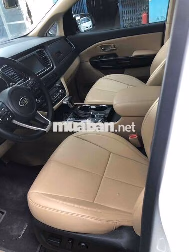 Kia Sedona 2019 Dầu Trắng
