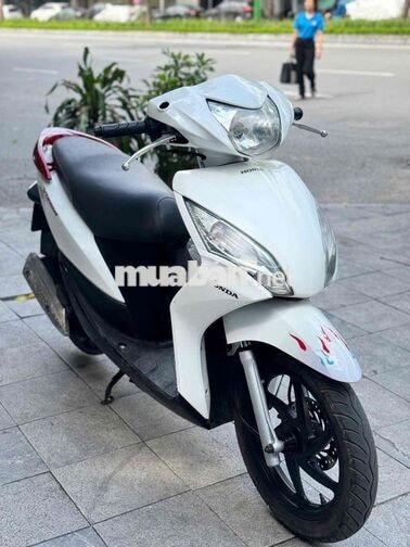 Honda Vision Trắng Xăng 2015
