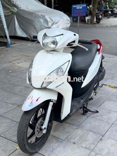 Honda Vision Trắng Xăng 2015
