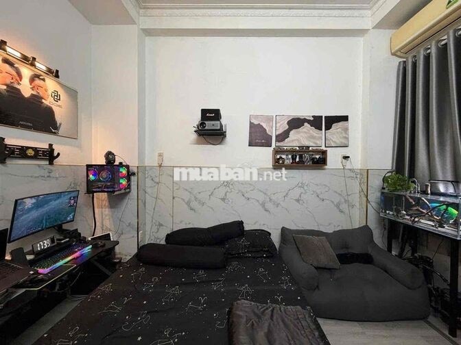 CHO THUÊ NHÀ HẺM NGUYỄN TIỂU LA – QUẬN 10  📐 Diện tích: 3m x 10m 🏡 Kết