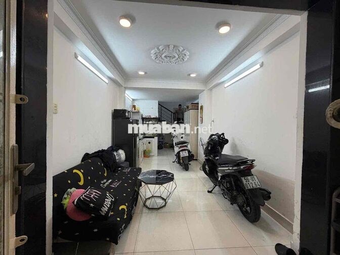 CHO THUÊ NHÀ HẺM NGUYỄN TIỂU LA – QUẬN 10  📐 Diện tích: 3m x 10m 🏡 Kết