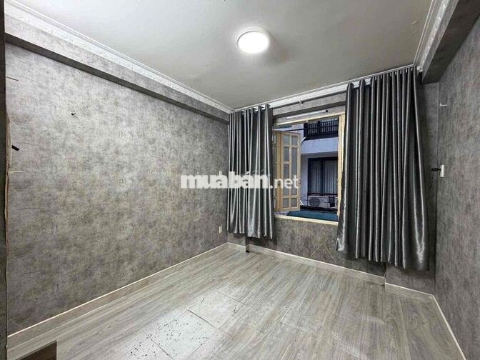 CHO THUÊ NHÀ HẺM NGUYỄN TIỂU LA – QUẬN 10  📐 Diện tích: 3m x 10m 🏡 Kết
