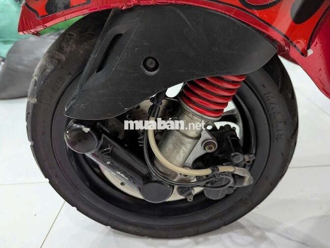 Piaggio Vespa 2019 đỏ