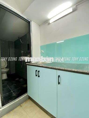 STUDIO CÓ BẾP CỬA SỔ -TÒA NHÀ THANG MÁY -NGAY QUANG TRUNG -GẦN CĐ FPT 