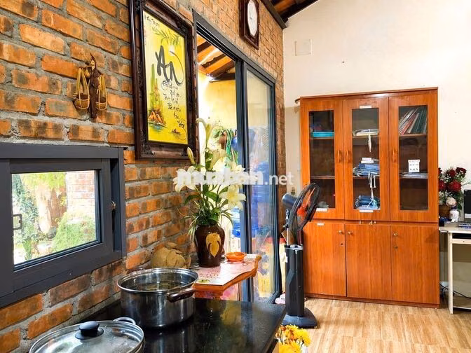 🍁Bán nhanh trong tuần--Căn Diện Tích Lớn Khu CHỢ YẾN NÊ – HÒA TIẾN🍁