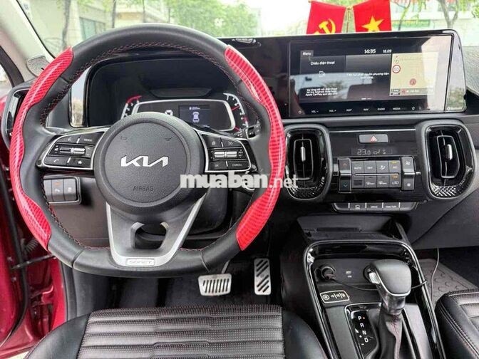 Kia Sonet 2023 Premium 1.5 AT - 19000 km