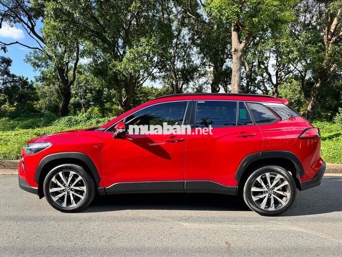 Toyota Corolla Cross 1.8V 2024 Đỏ 18000 km