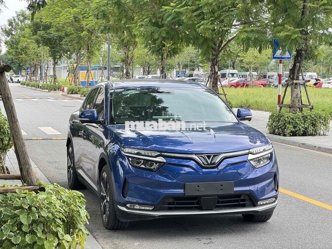 VF8 Plus 2023 Mua đứt Pin Catl đẹp xuất sắc