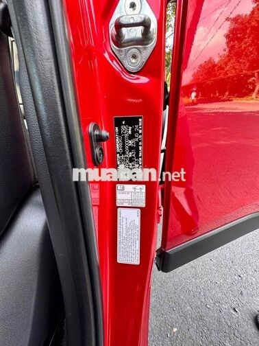 Toyota Corolla Cross 1.8V 2024 Đỏ 18000 km