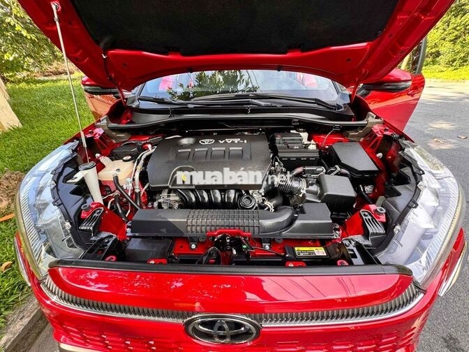 Toyota Corolla Cross 1.8V 2024 Đỏ 18000 km