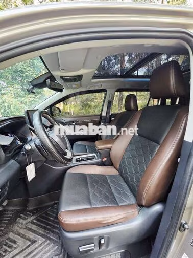 🔥Innova Cross 2.0HEV 2024 - Lướt 5 vạn chuẩn Hãng🔥