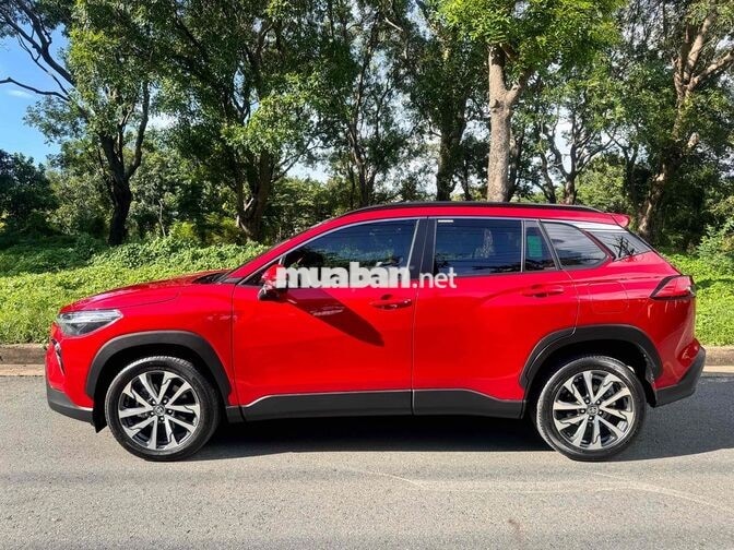 Toyota Corolla Cross 1.8V 2024 Đỏ 18000 km