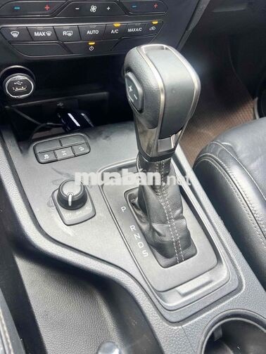 Ford Ranger Limited 2020 Tự động hai cầu