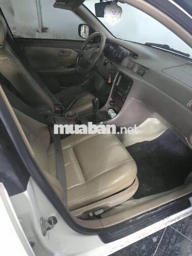 Toyota Camry 2001 Trắng