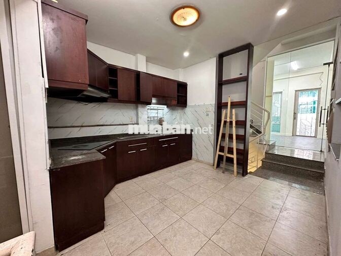 chính chủ cho thuê chỉ 24tr còn thương lượng nhà mới đẹp hxh