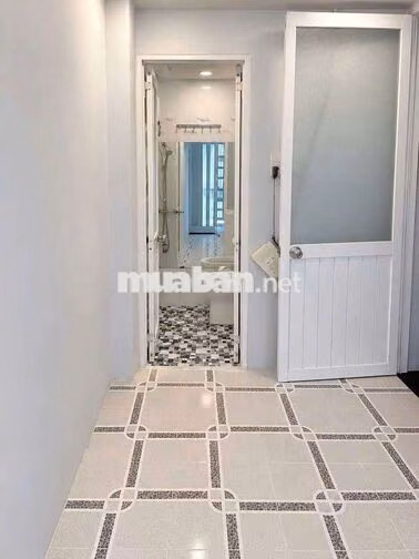 cho thuê nhà Lê Văn Duyệt 2PN, 2WC giá 11tr
