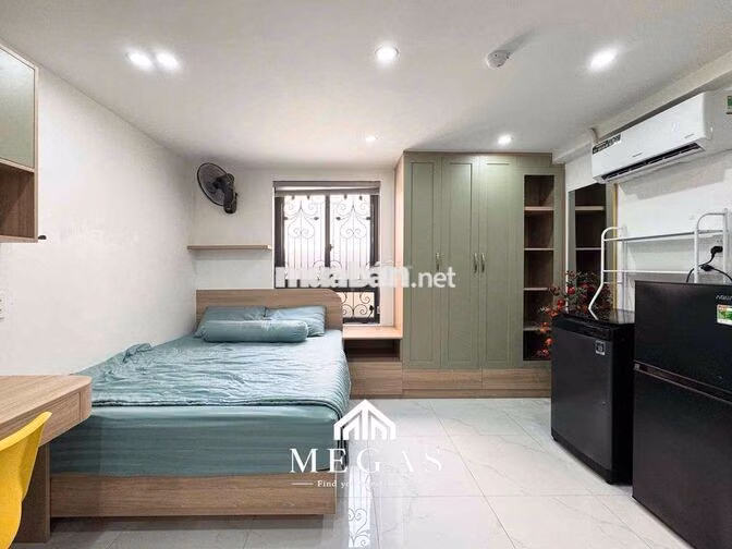 Trống Sẵn Studio Cửa Sổ Trời Full Nội Thất Ngay Dương Quảng Hàm