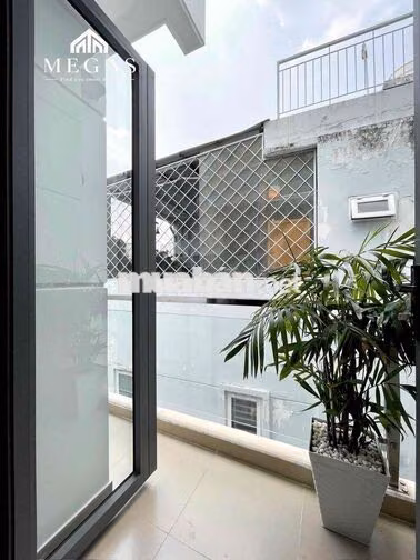 Cho Thuê Căn Hộ Ban công Mới 100% Full Nội Thất Ở CMT8 Q10 - Bắc Hải